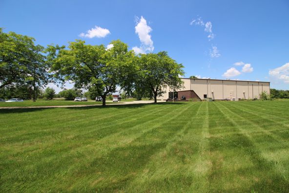 1208 N Wenthe Dr, Effingham, IL 62401